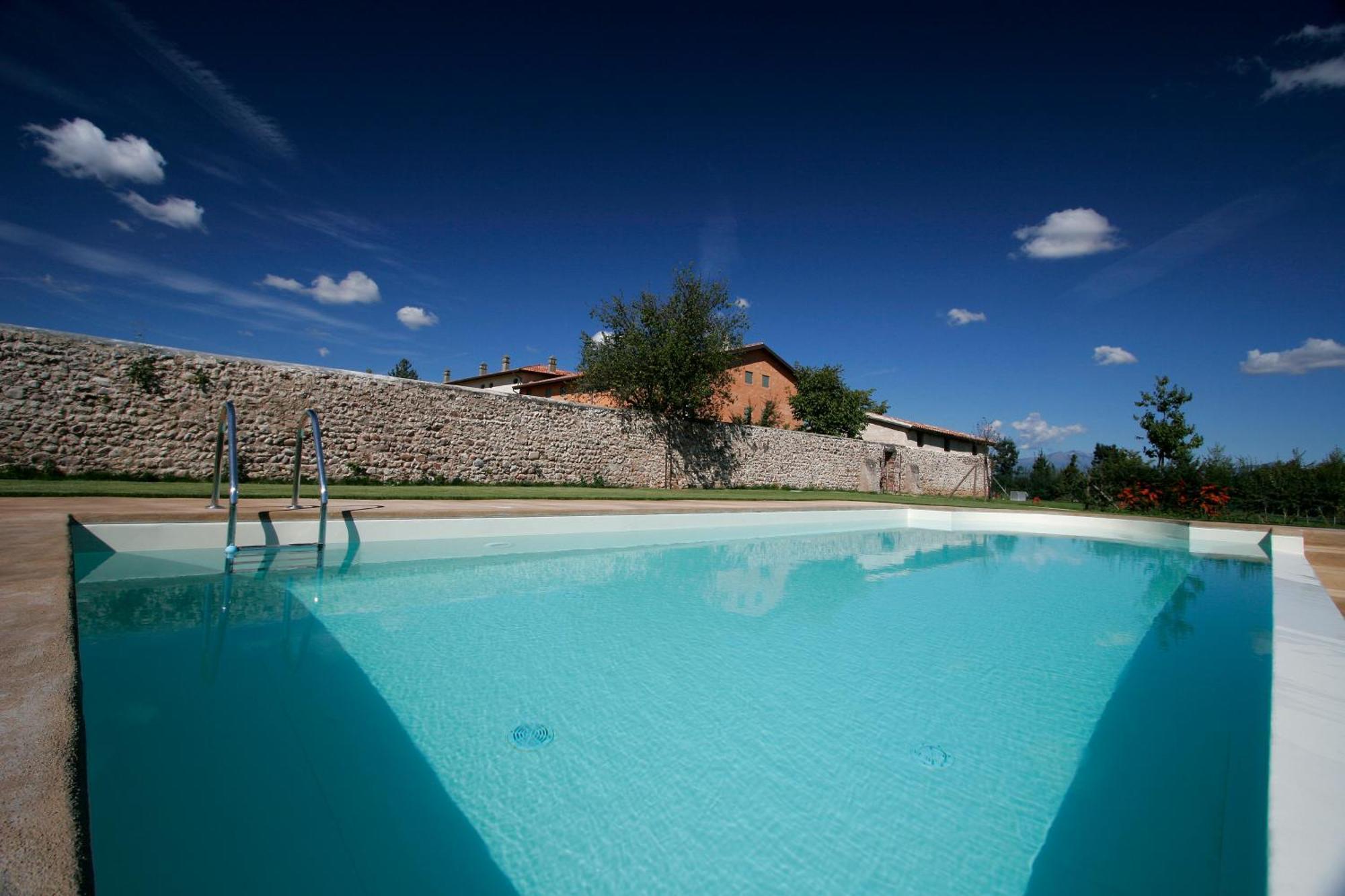 Relais Corte Guastalla Apartments Sona Exterior photo