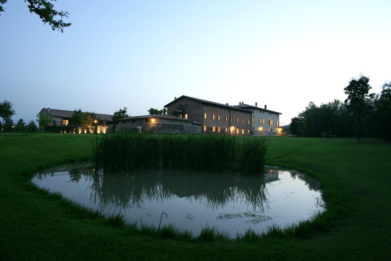 Relais Corte Guastalla Apartments Sona Exterior photo